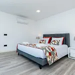 Villa Lunarenzo Seaview, Pool, Ac, Parking