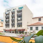 Apartment 81