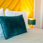 Lux Flat, Sea View, Ac, 3 Pools And Gym