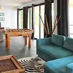 Spacious House With Sea View In Canico + Private Pool