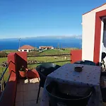 Achadas Da Cruz Farm House