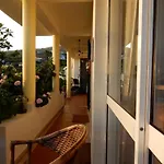Geraeumige Wohnung Mit Panoramablick