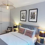 Stylish Garden Apartment By Galmi