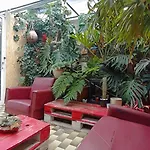 Kanela Guest House