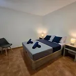 Autonomia House II
