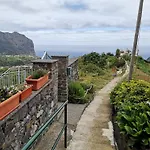 House In The Montain Casa Do Cabeco