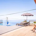 Casa Dos Leoes