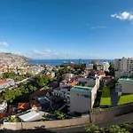 Maravilhas I By An Island Apart