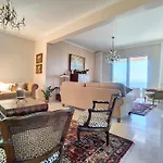 Pearls Beach Villa