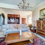 Pearls Beach Villa