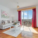 Camara De Lobos Apartment