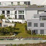 With Pool In Funchal - Acqua Residence V