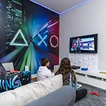 3B Villa Heated Pool Barbecue Games Room