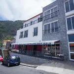 Oliveira'S Apartments - Madeira Island