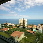 Spacious Luxury Holiday Apartment With A Great View, Funchal, Free Wifi And Parking