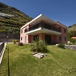 Pink House - Tabua