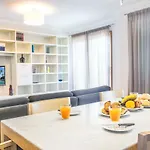 Arcadas Grand Sea View