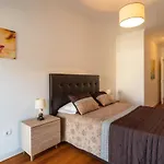 Prestige Apartment With Pool