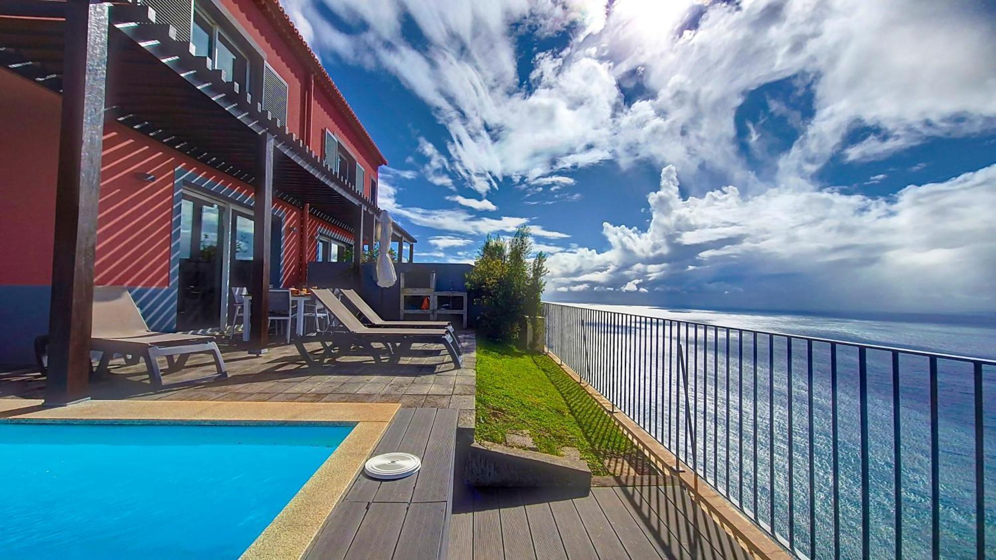 Laura By Lovelystay Villa Calheta (Madeira)