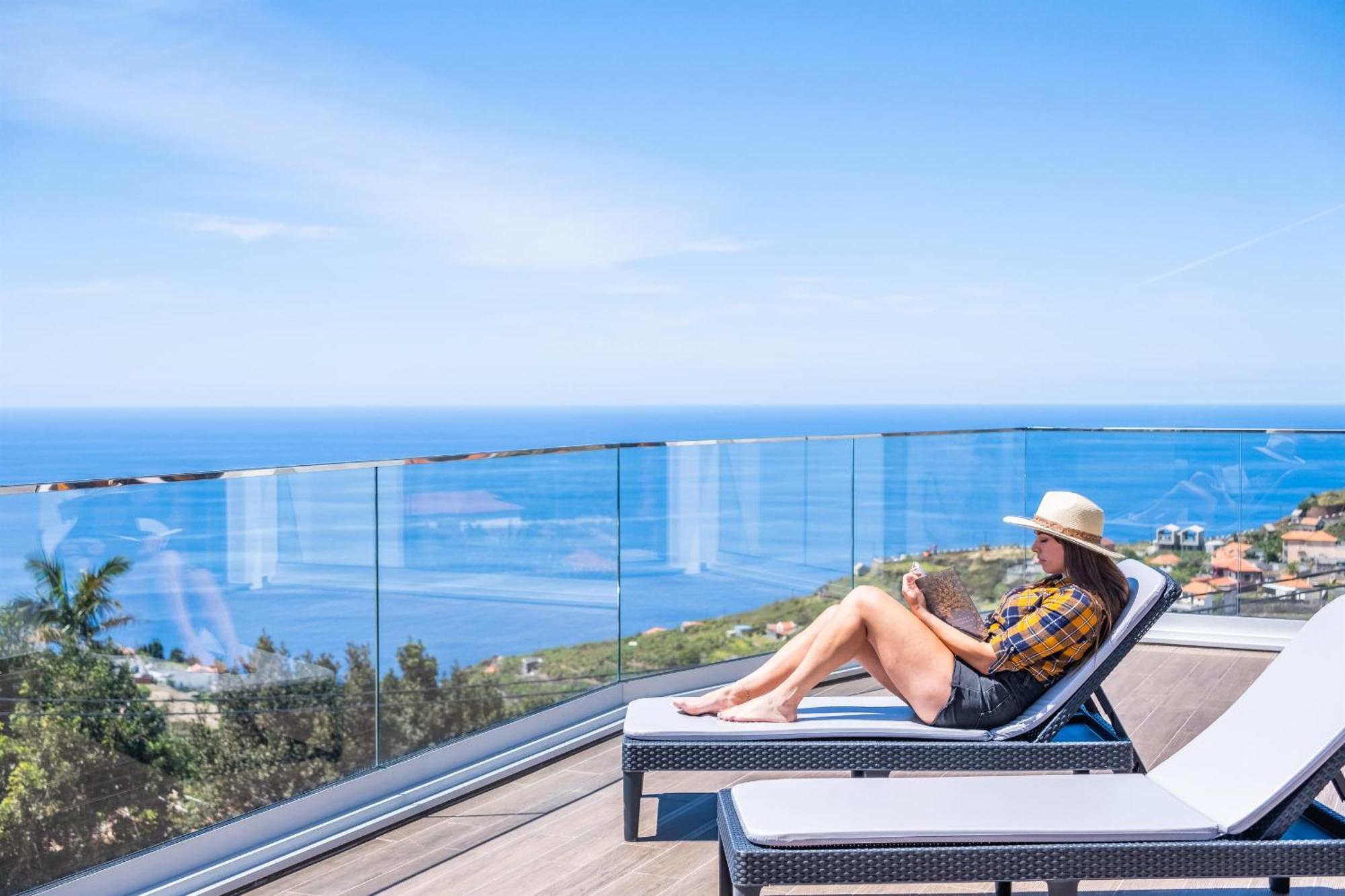 Sunshine Deluxe D By Madeira Sun Travel 아파트
