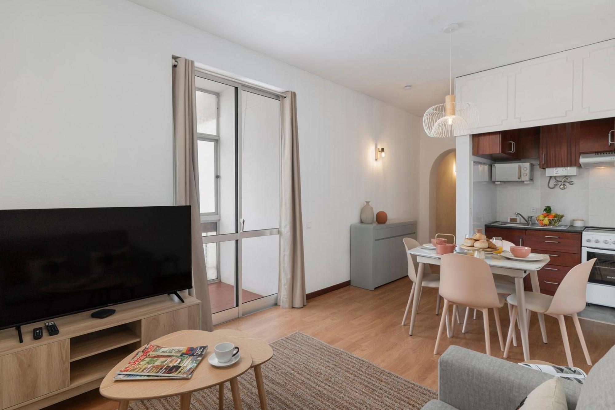 Apartament America By An Island Funchal (Madeira)