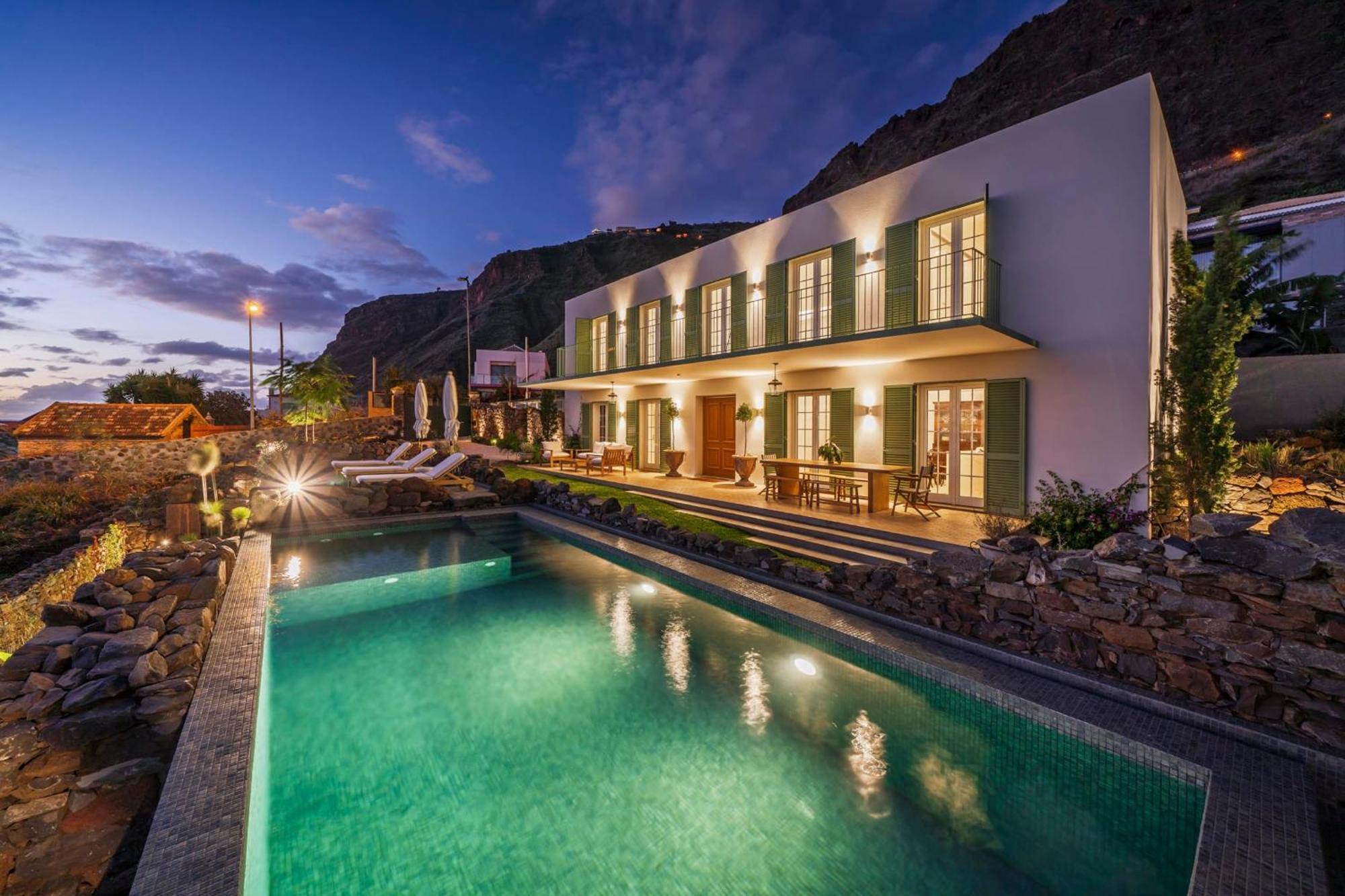 Quinta Marefe - On The Stunning West Coast Паул-ду-Мар