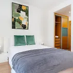 Casa Dos Filhos By Rent2U, Lda