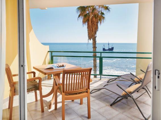 Lovely With Pool And Sea View * Funchal